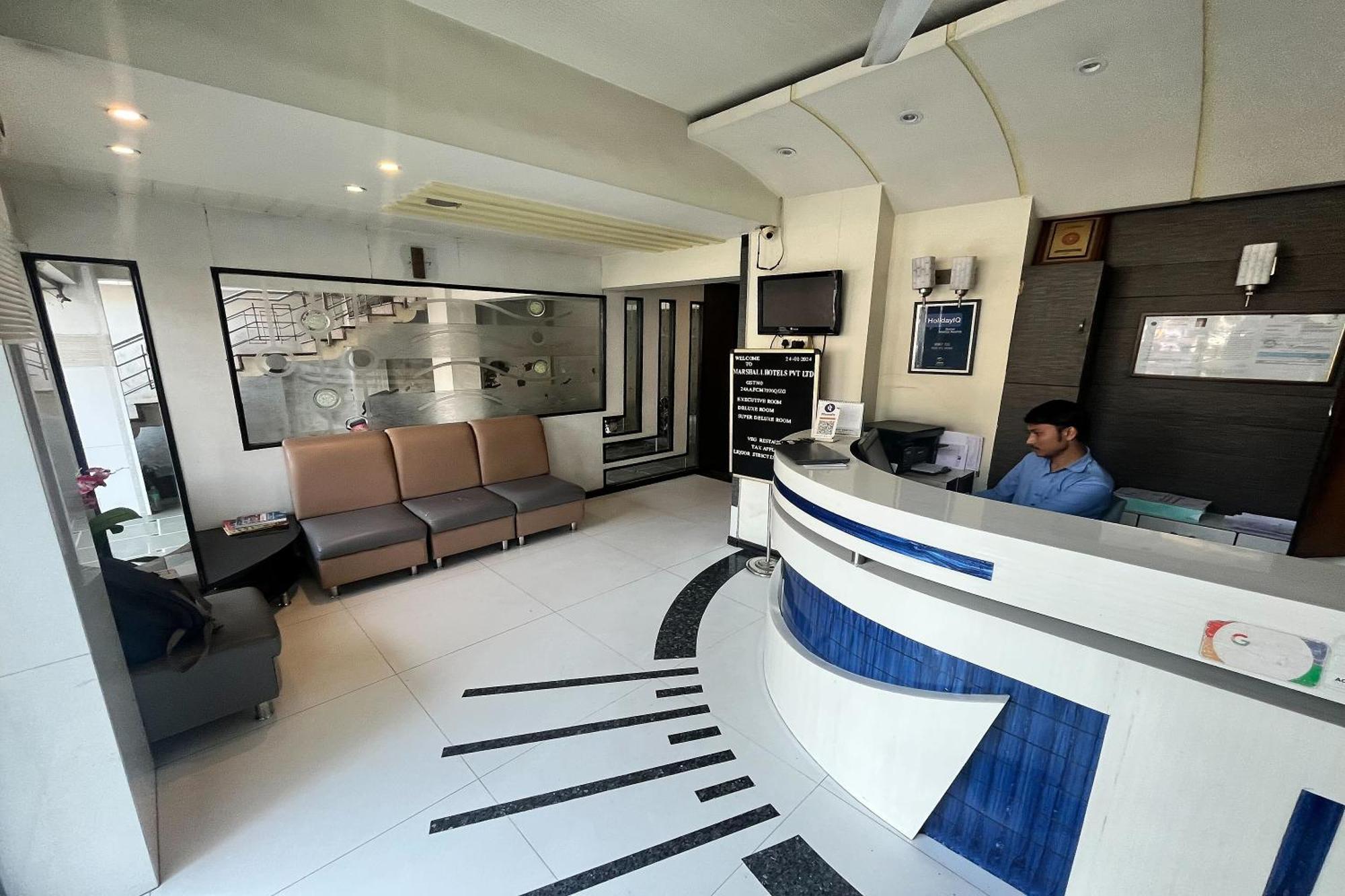 Marshall The Hotel Αχμπανταμπάντ Εξωτερικό φωτογραφία